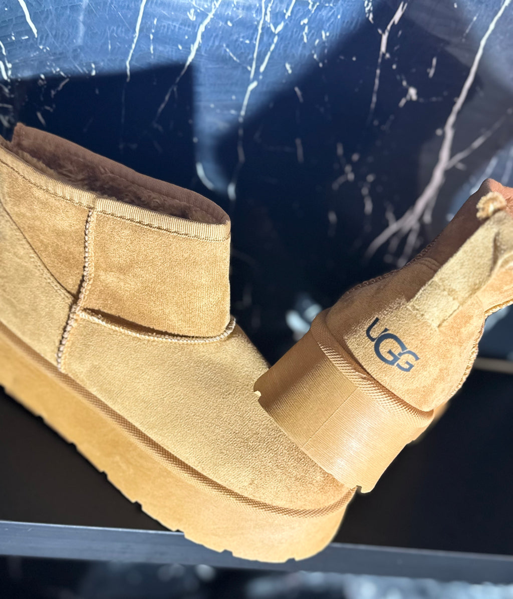 Ugg classic dippers